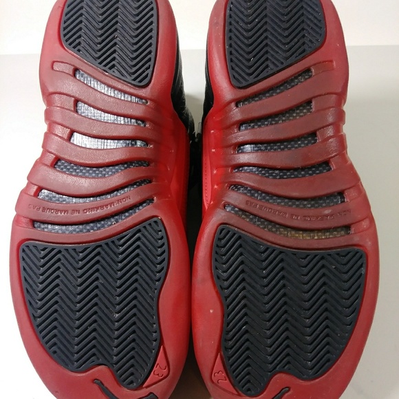 Air Jordan 12 Retro - Picture 4 of 8